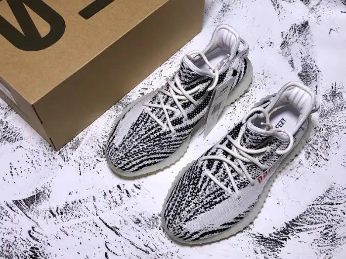 Rep Adidas Yeezy Boost 350 V2 Zebra Black White CP9654 0124