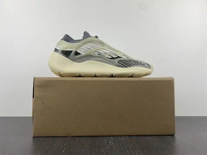 Cheap Adidas Yeezy 700 V3 Fade Salt ID1674 0131