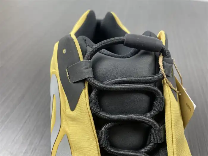 Cheap Yeezy Boost 700 MNVN 'Honey Flux' GZ0717 0131