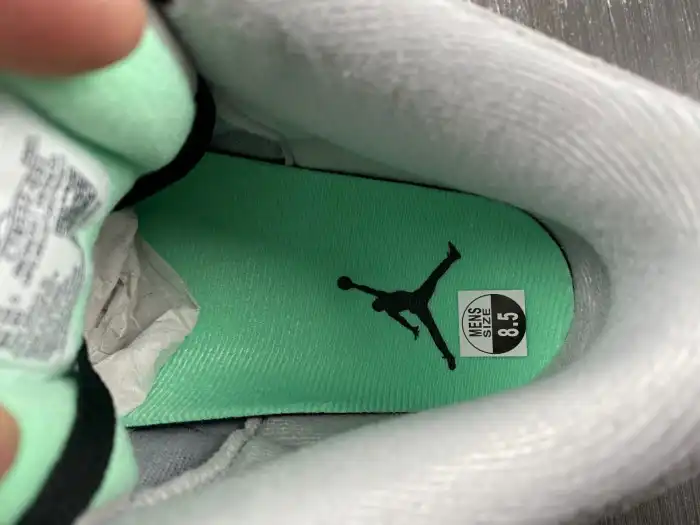 Rep Air Jordan 3 Green Glow CT8532-031 0129