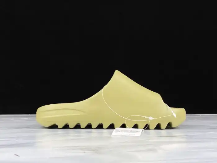 Rep Adidas Yeezy Slides 'Resin' FX0494 0131