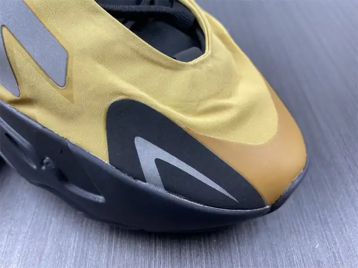 Cheap Yeezy Boost 700 MNVN 'Honey Flux' GZ0717 0131