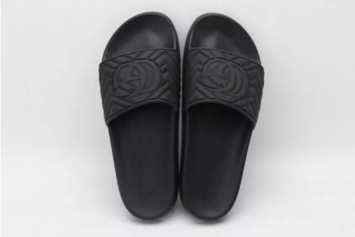 Rep GUCC SLIPPERS ALL BLACK 0120