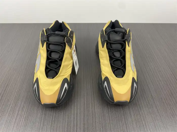 Cheap Yeezy Boost 700 MNVN 'Honey Flux' GZ0717 0131