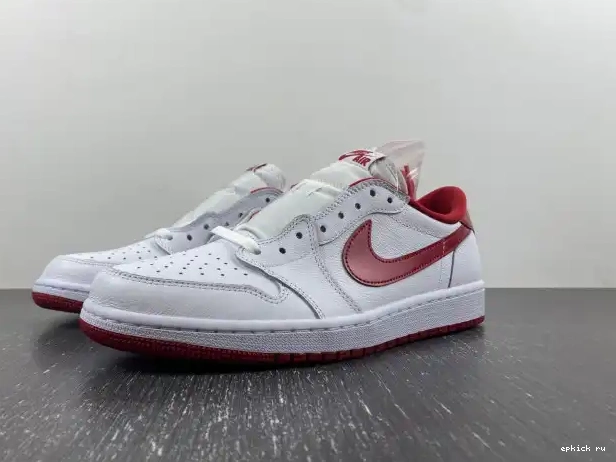 Rep White Red 1 705329-101 Jordan Low Varsity Retro 0220