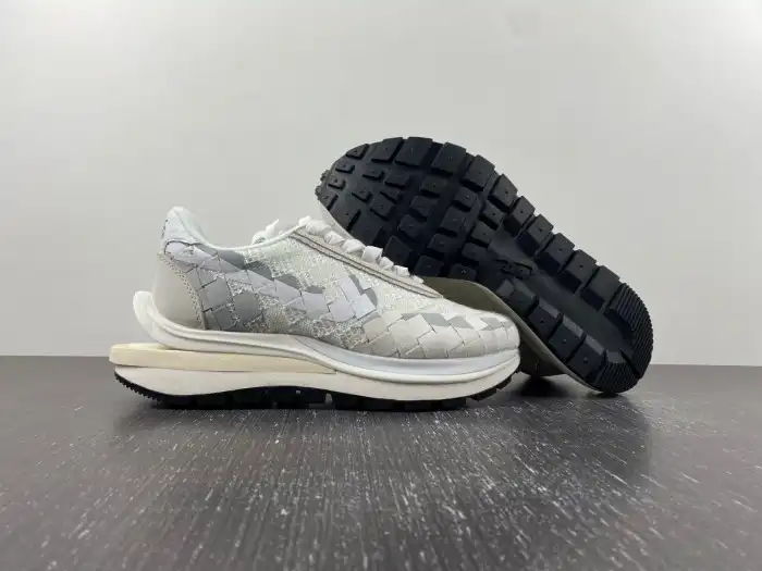 Cheap sacai x Nike Waffle Woven White DR5209-100 0206