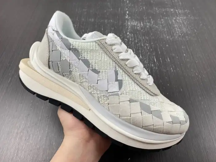 Cheap sacai x Nike Waffle Woven White DR5209-100 0206