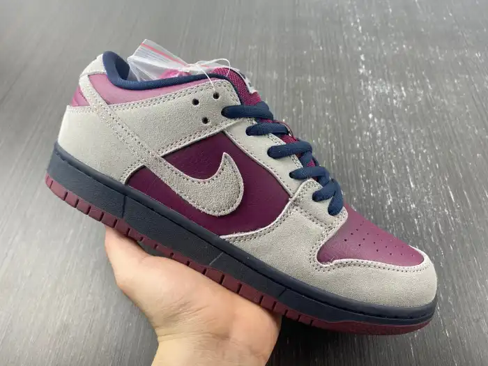 Cheap Nike SB Dunk Low Atmosphere Grey True Berry BQ6817-001 0206