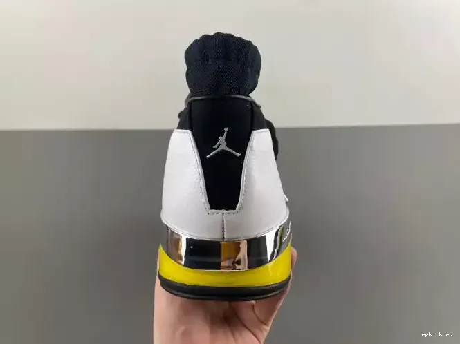 Rep 17 Air Low Jordan FJ0395-100 Lightning 0207