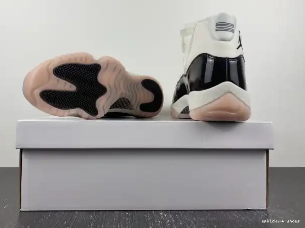 Cheap Jordan 11 WMNS AR0715-101 Neapolitan Air 0222