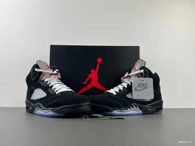 Rep Black Air Metallic HF3975-001 Jordan 5 Reimagined 0221