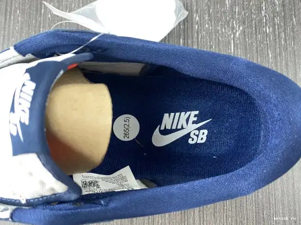 Rep Navy CJ7891-400 Jordan Midnight Low SB 1 0315