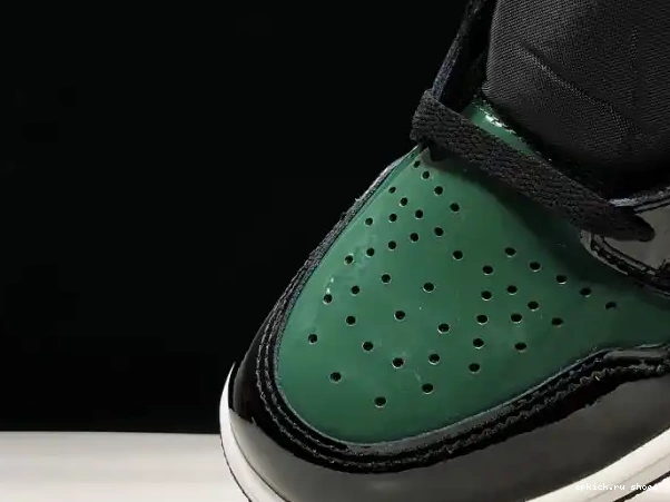 Rep Jordan SoleFly x Retro Orange-Fir OG Air High Team 1 Black AV3905-038 0316