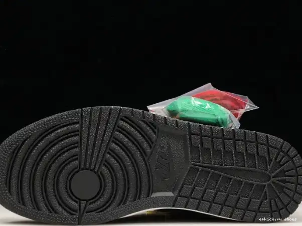 Rep Jordan SoleFly x Retro Orange-Fir OG Air High Team 1 Black AV3905-038 0316