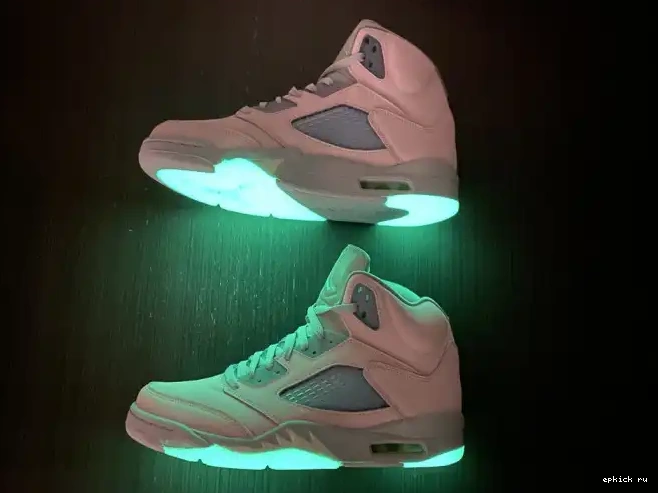 Rep 5 DV0562-600 Jordan Air Easter 0315